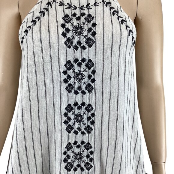 Coco & Jameson Top‎ Size Medium Embroidered Striped Tank - Picture 7 of 8